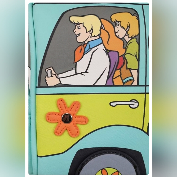 Mystery Machine Van Crossbody Loungefly - Picture 3 of 8